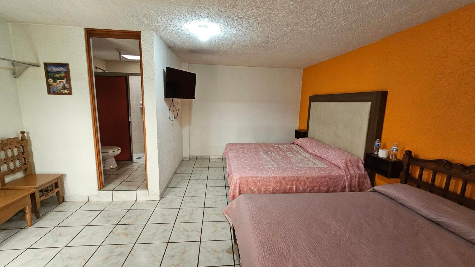 Hotel 2000 Morelia Buitenkant foto
